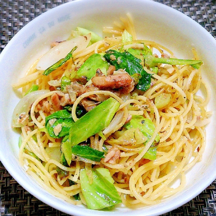 簡単キャベツとオイルサーディンのパスタ